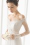 Schulterfrei A-Line Sittsames Brautkleid aus Tüll mit Knöpfen