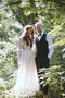 Nackenband Langärmeliges Bodenlanges Luxus Brautkleid mit Applikation