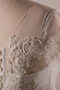 Herrlich Perlenbesetztes Bodenlanges Anständiges Brautkleid aus Tüll