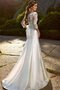 Satin Extravagantes Bodenlanges Brautkleid mit Schulterfreier Ausschnitt mit Applikation