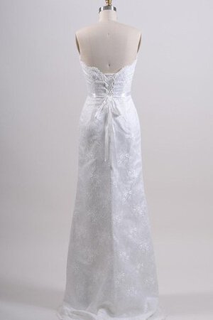 Ärmelloses Spitze Herz-Ausschnitt Brautkleid mit Schleife mit Bordüre