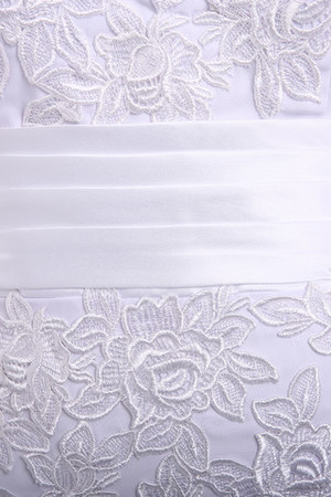 Juwel Ausschnitt Garten Stilvolles Brautkleid mit Blume Träger mit Bordüre