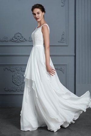 Große Verkäufe Rückenfreies Romantisches Brautkleid mit Rüschen mit Sweep Zug