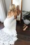 Meerjungfrau Gericht Schleppe Attraktives Brautkleid mit Bordüre mit Plissierungen