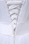 Spitze Schulterfreier Ausschnitt Normale Taille Perlenbesetztes Brautkleid mit Bordüre