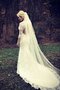 Spitze halbe Ärmeln Extravagantes Brautkleid mit Knöpfen mit Applike