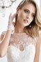 Satin Juwel Ausschnitt Sweep Train Brautkleid mit gekappten Ärmeln mit Applike