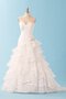 A-Line Organza Tiefe Taile Halle Konservatives Brautkleid