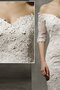 Halbe Ärmeln Exquisit Bezauberndes Brautkleid mit Blume aus Tüll