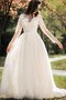 Vintage Beliebt Romantisches Brautkleid mit Applikation mit Knöpfen