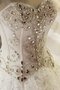 Ärmellos Gericht Schleppe Perlenbesetztes Anständiges Brautkleid mit Schleife