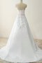 A-Line Satin Bodenlanges Brautkleid mit Bordüre mit Applike