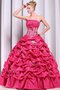 Geschichtes Natürliche Taile Bodenlanges Quinceanera Kleid aus Satin mit Blume