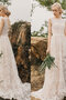 Wunderbar Hoher Ausschnitt Modern Bodenlanges Brautkleid ohne Ärmeln