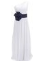 Plissiertes Normale Taille Bodenlanges Brautjungfernkleid mit einem Schulter mit Blume
