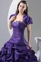 Pick-Ups Duchesse-Linie Gesticktes Quinceanera Kleid mit Herz-Ausschnitt