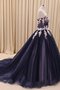 A-Linie Paillettenbesetztes Perlenbesetztes Organza Quinceanera Kleid mit Applikation