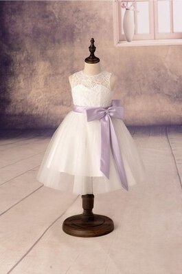 Duchesse-Linie Hoher Kragen Knöchellanges Blumenmädchenkleid mit Schleife mit Gürtel