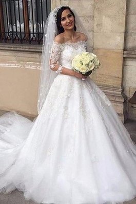 Kapelle Schleppe Plissiertes Ausgezeichnet Romantisches Brautkleid aus Tüll