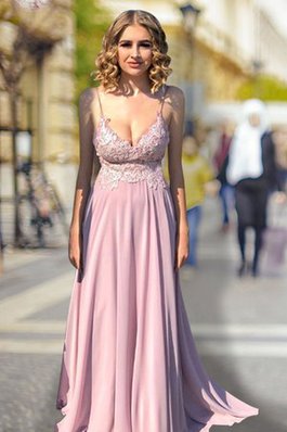 Normale Taille Neuere Empire Abendkleid mit V-Ausschnitt aus Chiffon