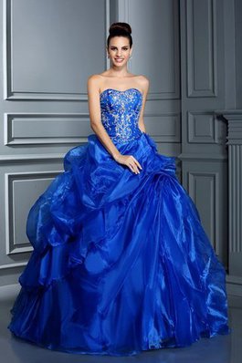 Ärmelloses Herz-Ausschnitt Sittsames Bodenlanges Quinceanera Kleid mit Applikation