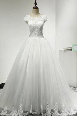 Duchesse-Linie Vintage Romantisches Brautkleid mit Bordüre mit gekappten Ärmeln