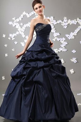 Pick-Ups Duchesse-Linie Taft Quinceanera Kleid mit Rüschen ohne Träger