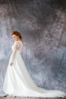Organza Lange Ärmeln Bodenlanges Konservatives Brautkleid mit Schaufel Ausschnitt