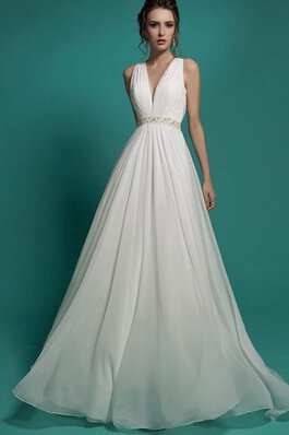 Chiffon Schlichtes Luxus Brautkleid mit Applikation mit Sweep zug