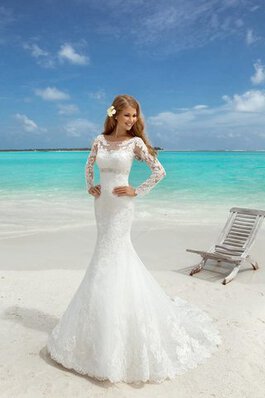 Konservatives Sexy Bodenlanges Brautkleid mit Perlen mit Bordüre