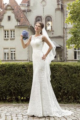 Ärmellos Gerüschtes Schlichtes Tiefer V-Ausschnitt Brautkleid mit Schleife