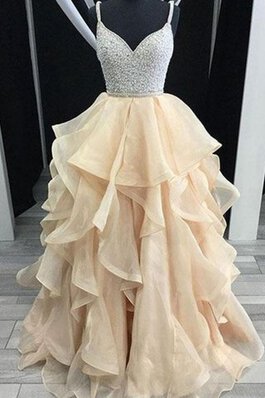 Duchesse-Linie Plissiertes Romantisches Modernes Extravagantes Ballkleid