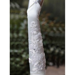 Hinreißend Taft Mit Applikation Weiß Luxuriös Brauthandschuhe