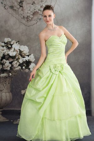 Duchesse-Linie Pick Up Paillettenbesetztes Quinceanera Kleid mit Herz-Ausschnitt mit Blume