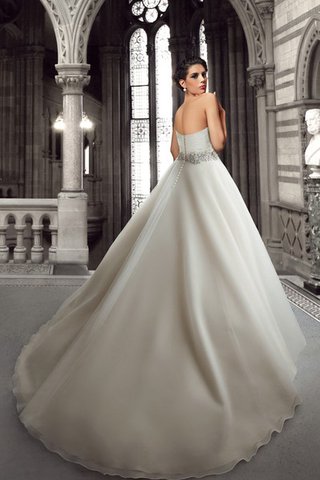 Organza Natürliche Taile Ärmelloses Trägerlos Brautkleid mit Plissierungen