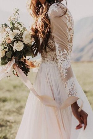 Ärmelloses Sweep Zug Modisches Brautkleid mit Plissierungen mit Applike
