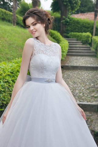 Ärmellos Organza Reißverschluss Brautkleid mit Gürtel mit Juwel Ausschnitt