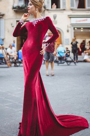 Rückenfreies Gericht Schleppe Normale Taille Perlenbesetztes Hoher Ausschnitt Ballkleid