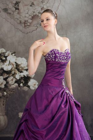 Herz-Ausschnitt Pick-Ups Quinceanera Kleid mit Stickerei mit Applikation