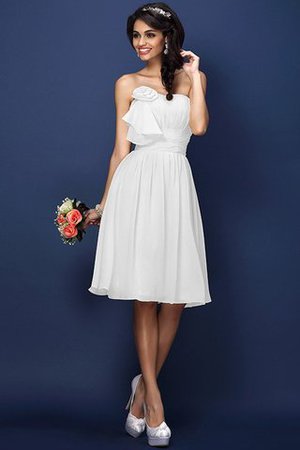 A-Line Prinzessin drapiertes Brautjungfernkleid ohne Träger mit Blume