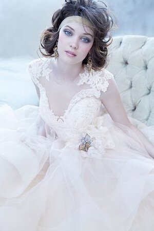 Natürliche Taile Spitze Duchesse-Linie V-Ausschnitt Brautkleid mit Kristall