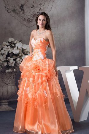 Herz-Ausschnitt Duchesse-Linie Quinceanera Kleid mit Rüschen mit Blume