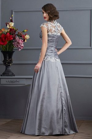 Perlenbesetztes Prinzessin Bodenlanges Abendkleid aus Taft mit Applike