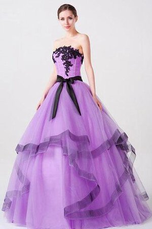 Chiffon Schulterfreier Ausschnitt Duchesse-Linie Quinceanera Kleid aus Satin mit Applike