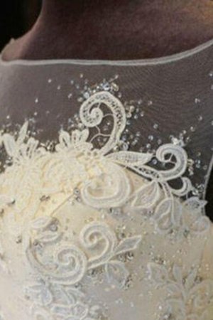 Spannend Ärmelloses Romantisches Bodenlanges Brautkleid mit Schleife