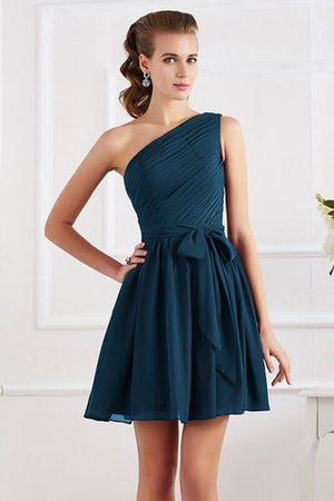 Ein Schulterfreies Chiffon A-Line Mini Brautjungfernkleid ohne Ärmeln