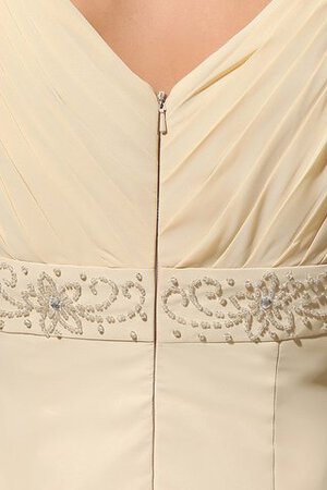 Trägerloser Ausschnitt Perlenbesetztes Chiffon Gerüschtes Bodenlanges Abendkleid