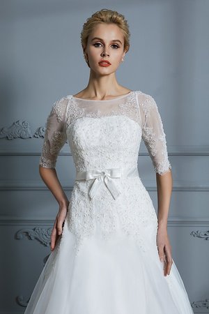 Plissiertes Handgemacht Stilvolles Brautkleid mit Halben Ärmeln aus Spitze