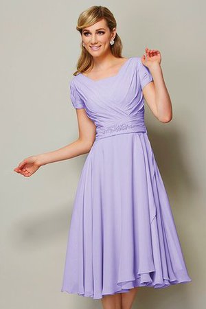 Kurze Ärmeln Normale Taille Chiffon Enges Brautjungfernkleid mit Rüschen