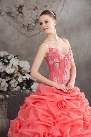 Duchesse-Linie Spaghetti Träger Quinceanera Kleid mit Applikation mit Rüschen